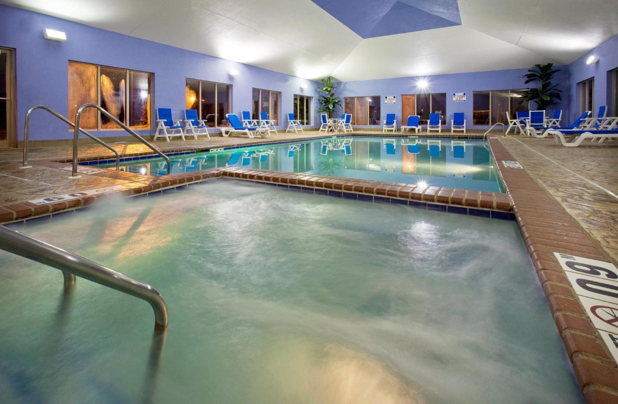Holiday Inn Express Hotel & Suites Pleasant Prairie-Kenosha By Ihg Εξωτερικό φωτογραφία